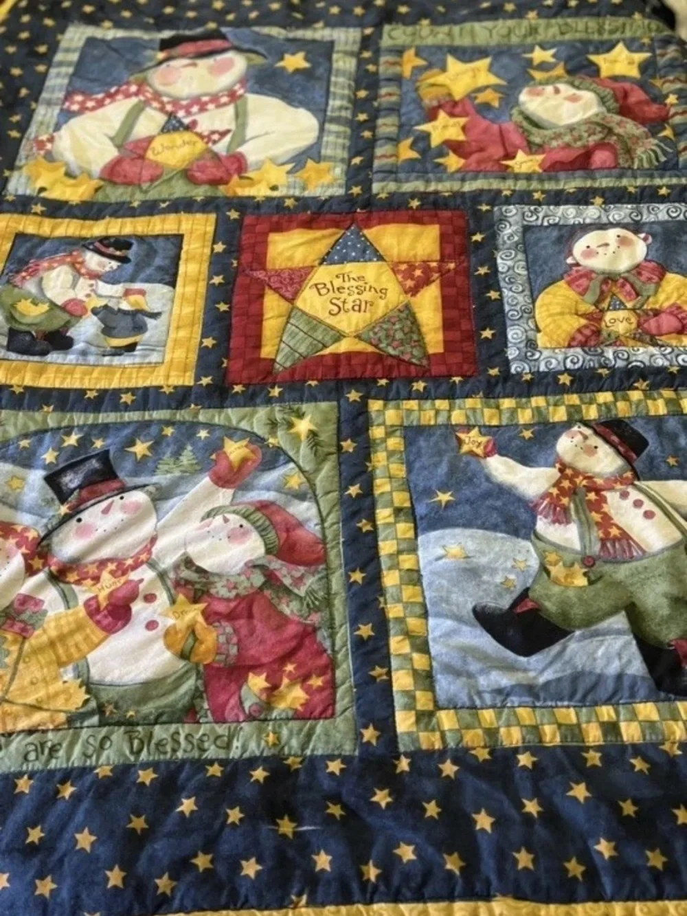 Vintage ~ Throw ~ Quilt ~ Snowmen ~ 52 X 48 Inches